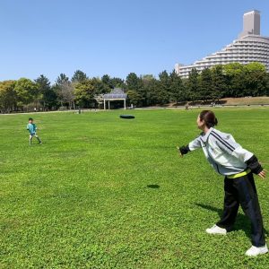 フリスビーは脳を使いとてもいい運動になるんですよ✨